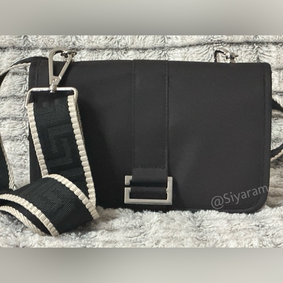 Givenchy crossbody bag - Picture 4 of 10